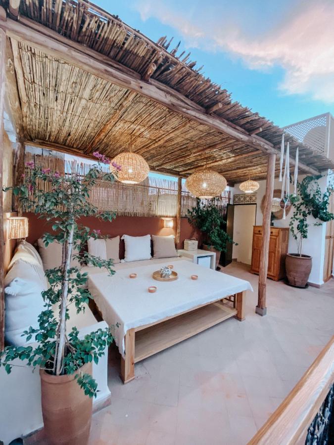 Riad Nanou - Private Riad With Pool & Rooftop มาร์ราเกช ภายนอก รูปภาพ