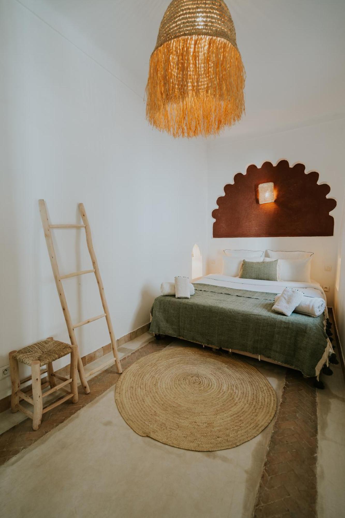 Riad Nanou - Private Riad With Pool & Rooftop มาร์ราเกช ภายนอก รูปภาพ