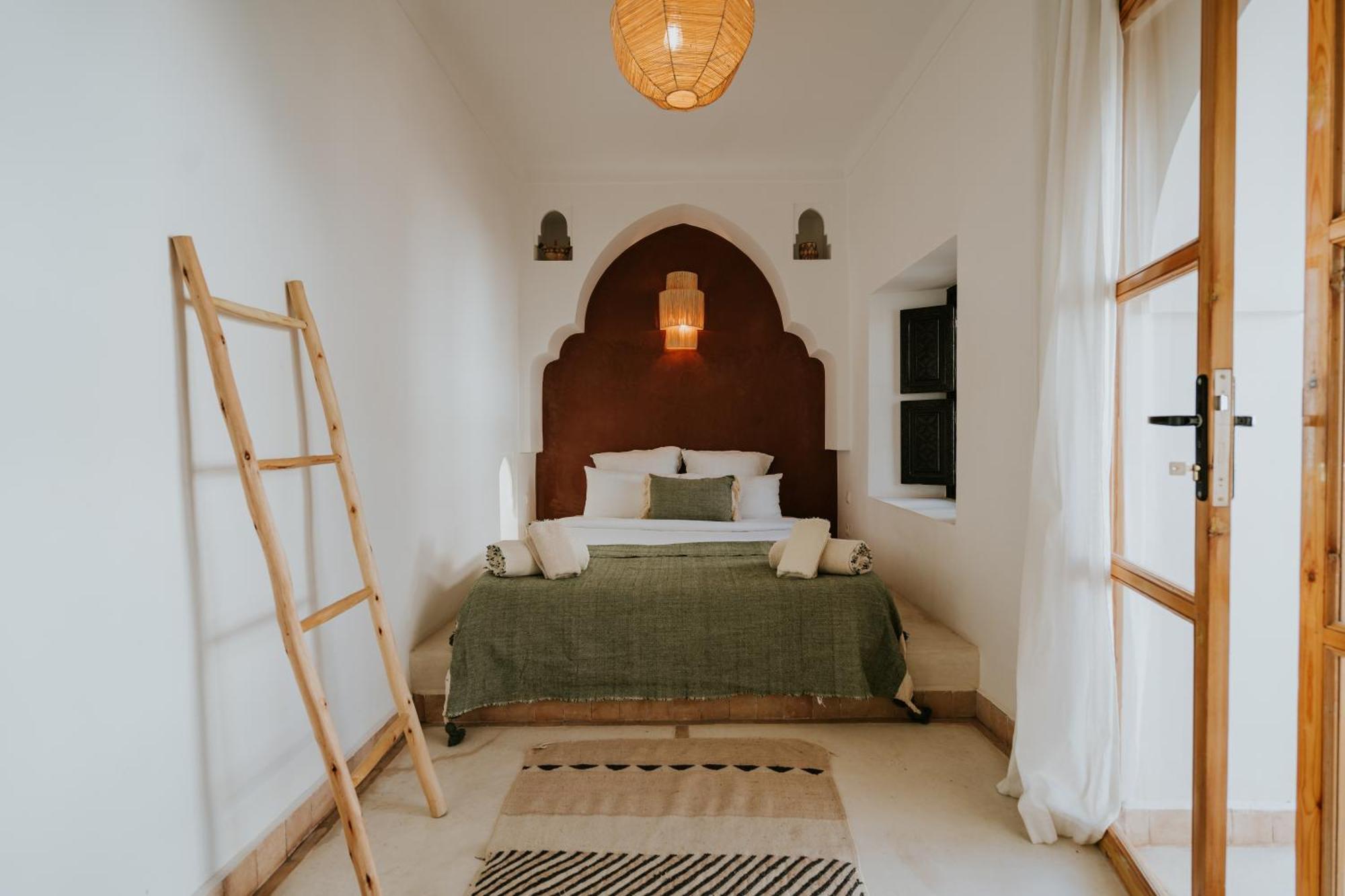 Riad Nanou - Private Riad With Pool & Rooftop มาร์ราเกช ภายนอก รูปภาพ