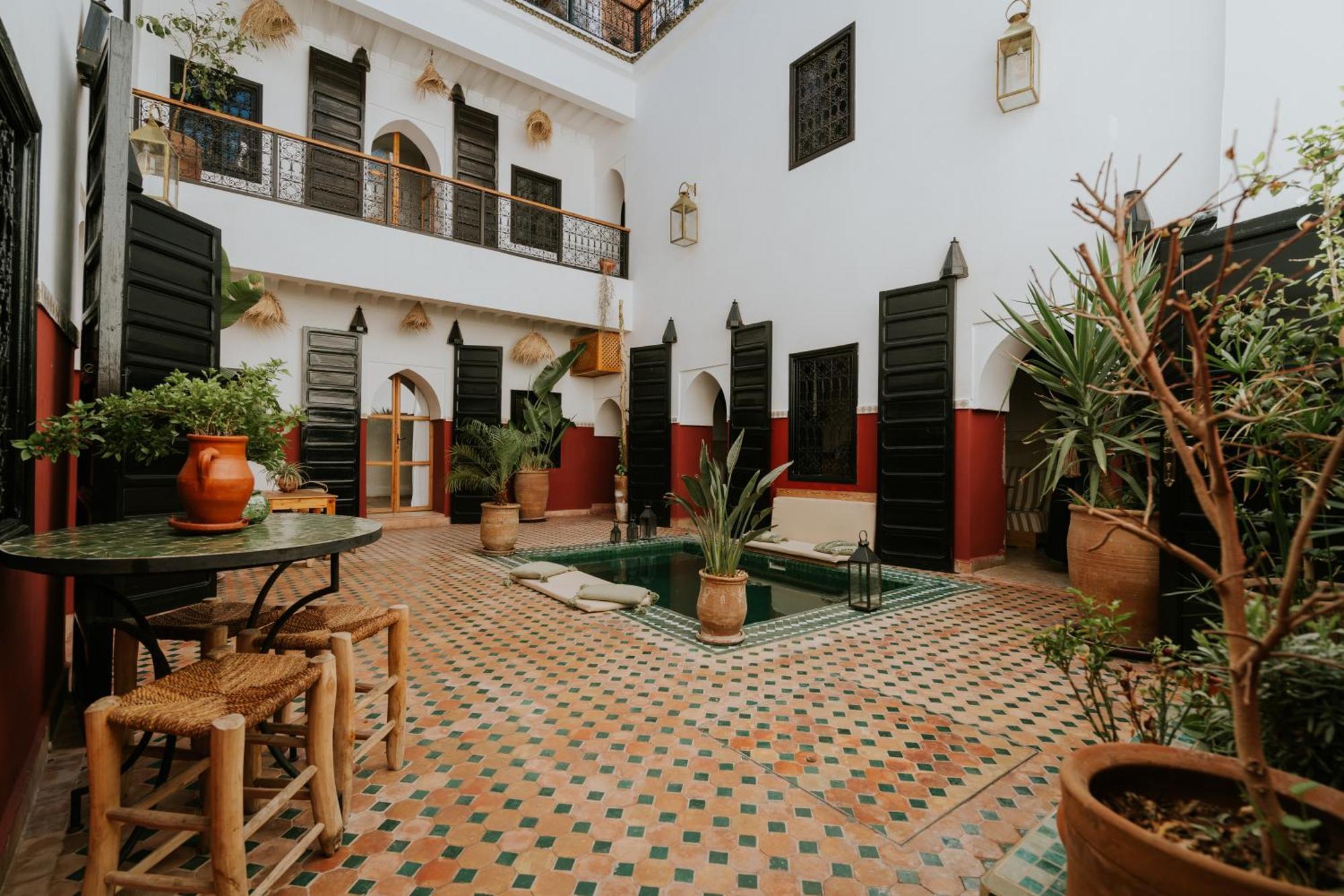 Riad Nanou - Private Riad With Pool & Rooftop มาร์ราเกช ภายนอก รูปภาพ